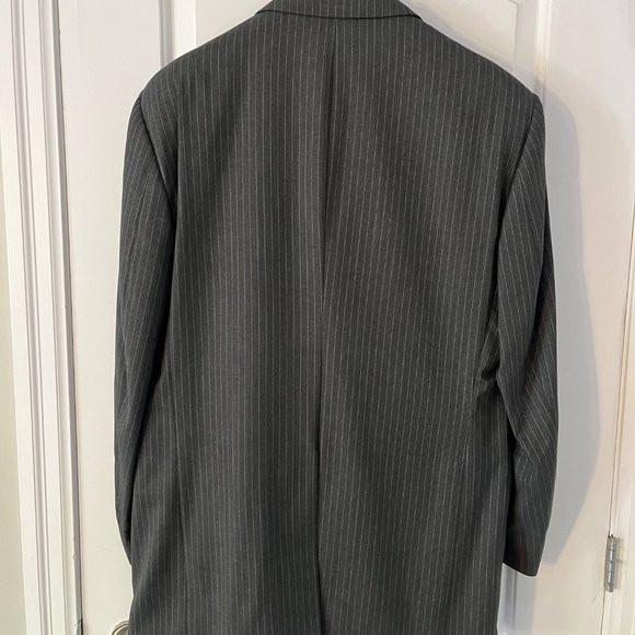 COPPLEY GREY STRIPED BOCELLI MILLER SUIT (ALTERED) - Picture 5 of 8